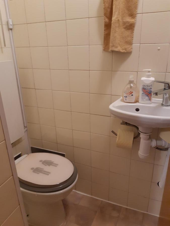 Homestay Rosalia Ljubljana Exteriör bild