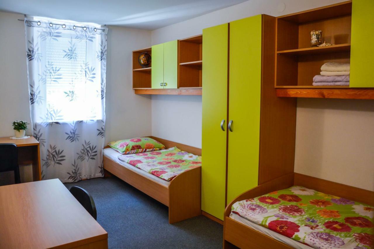 Homestay Rosalia Ljubljana Exteriör bild